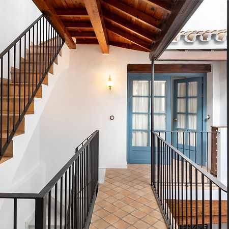 Magno Apartments Virgenes Luxury House Севилья Экстерьер фото
