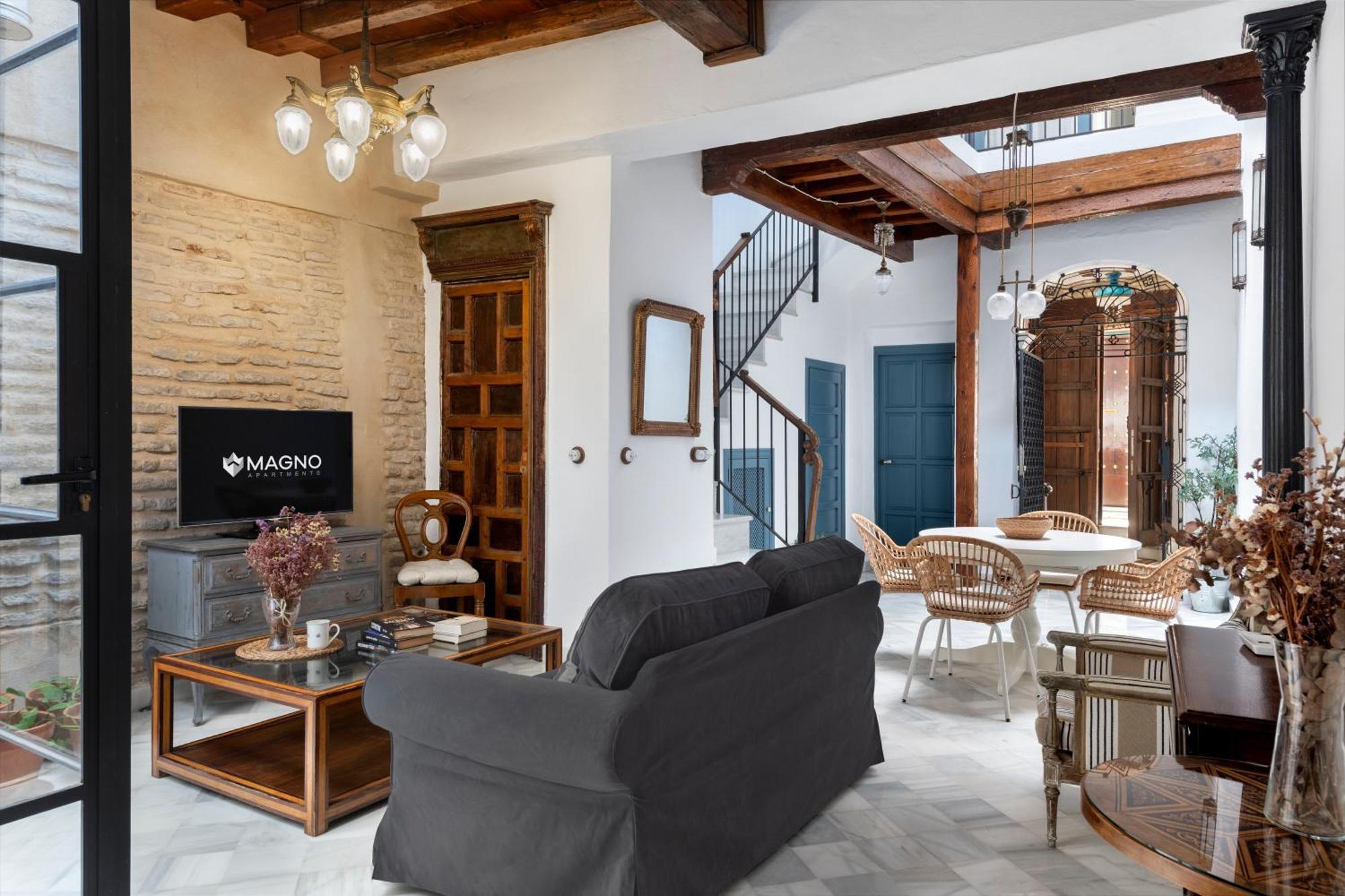 Magno Apartments Virgenes Luxury House Севилья Экстерьер фото