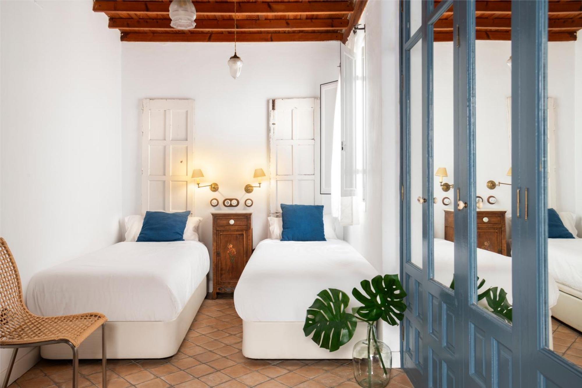 Magno Apartments Virgenes Luxury House Севилья Экстерьер фото